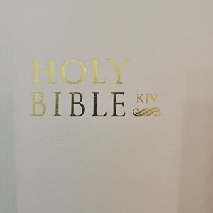 )White holy Bible KJV with bookmark tassel